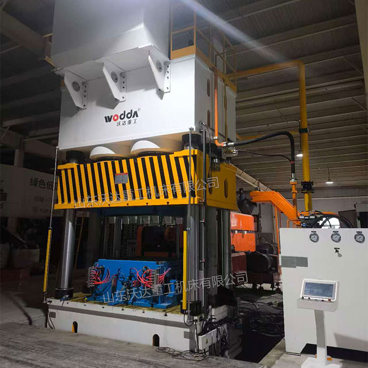 3000噸塑料托盤模壓機(jī)