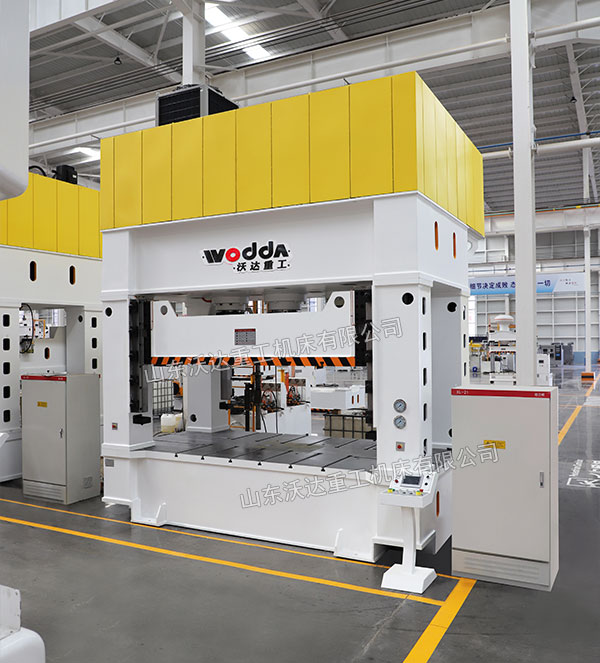 框架式復(fù)合材料成型液壓機(jī)