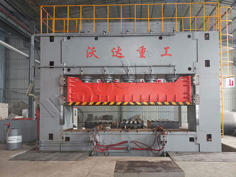 2500噸框架式液壓機(jī)